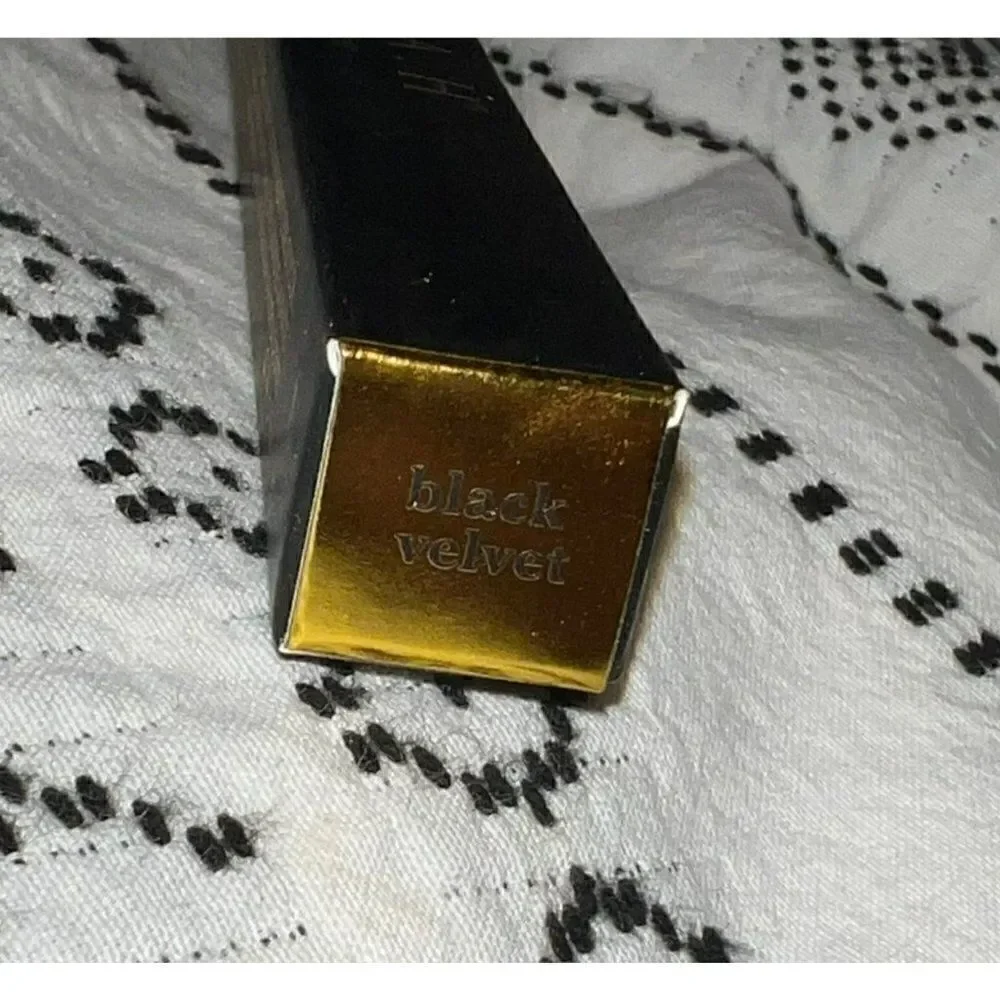 F.A.R.A.H Liquid Eyeliner